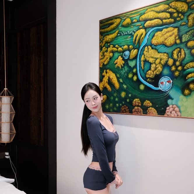 Belle Set — dài tay cổ U xanh than, ren hồng — ảnh 4